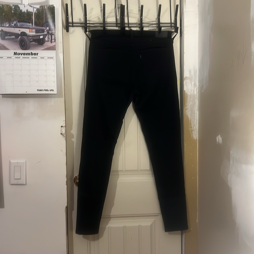 Levi’s 720 High Rise Super Skinny W31